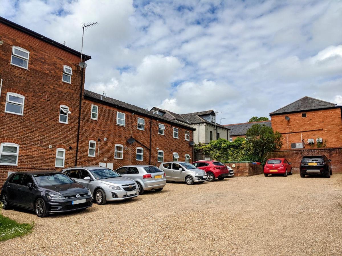 Saffron Court By Wycombe Apartments - Apt 06 High Wycombe Eksteriør bilde